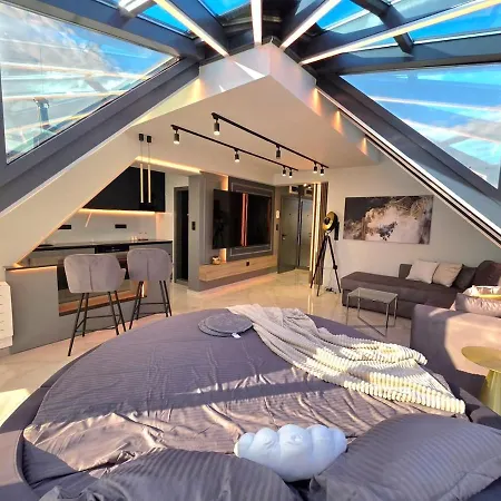 The Crystal House Апартамент Варна